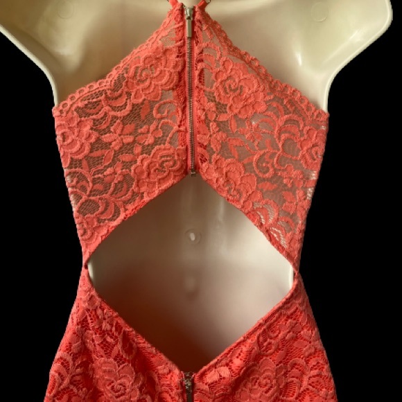 Bebe Lace Dress with Open Back - Picture 3 of 5